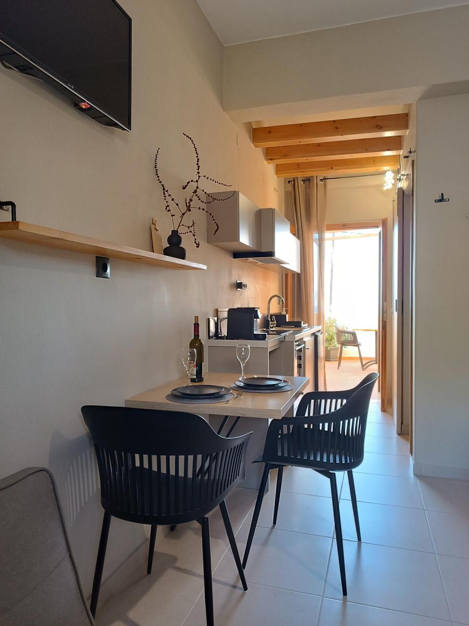 Giodriana Cozy Studio Agia Marina المظهر الخارجي الصورة